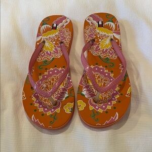 New Tommy Hilfiger Flip Flops, Size 10, NWT